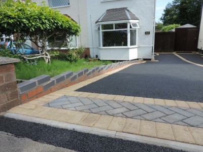 tarmac (1) tarmac (1)